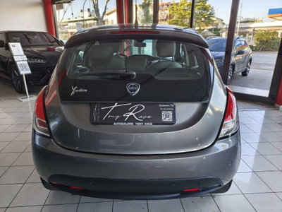 Lancia Ypsilon 1.3 MJT 16V 95 CV 5 porte S&S Platinum (4)