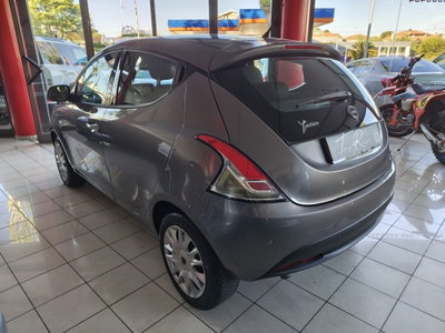 Lancia Ypsilon 1.3 MJT 16V 95 CV 5 porte S&S Platinum (5)