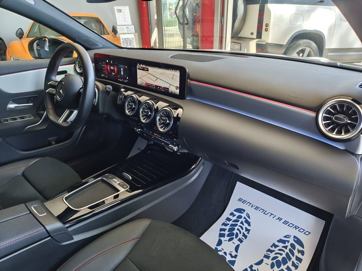 Mercedes-Benz Classe A 180 d Automatic Premium (11)