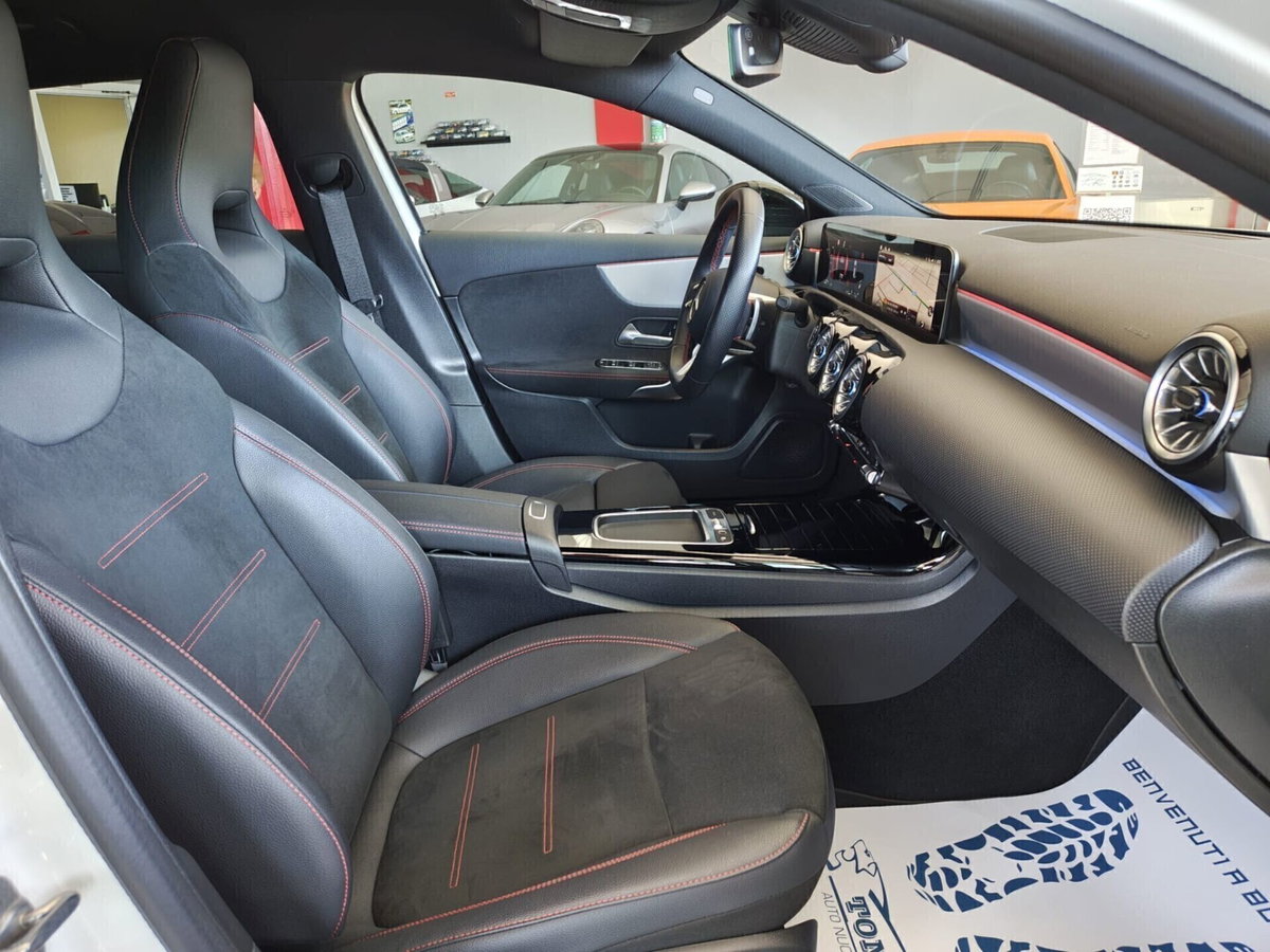 Mercedes-Benz Classe A 180 d Automatic Premium (12)