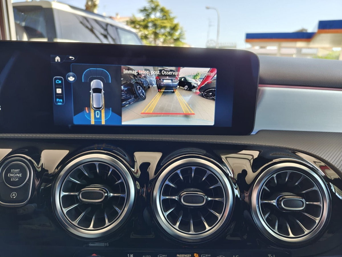 Mercedes-Benz Classe A 180 d Automatic Premium (15)