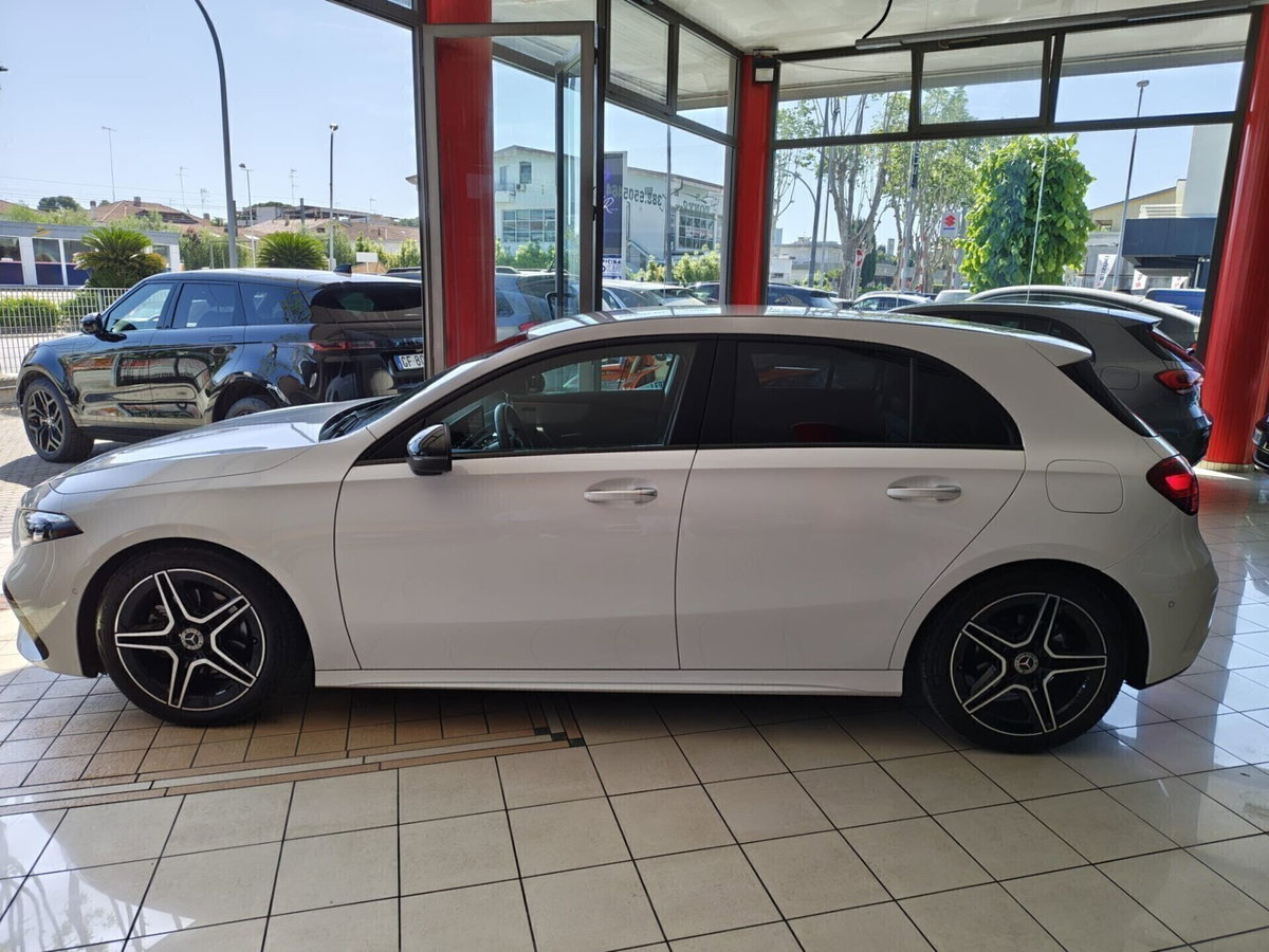 Mercedes-Benz Classe A 180 d Automatic Premium (8)