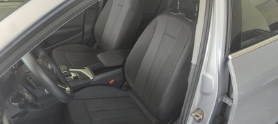Audi A4 Avant 35 TDI/163 CV S tronic Business Advanced (5)