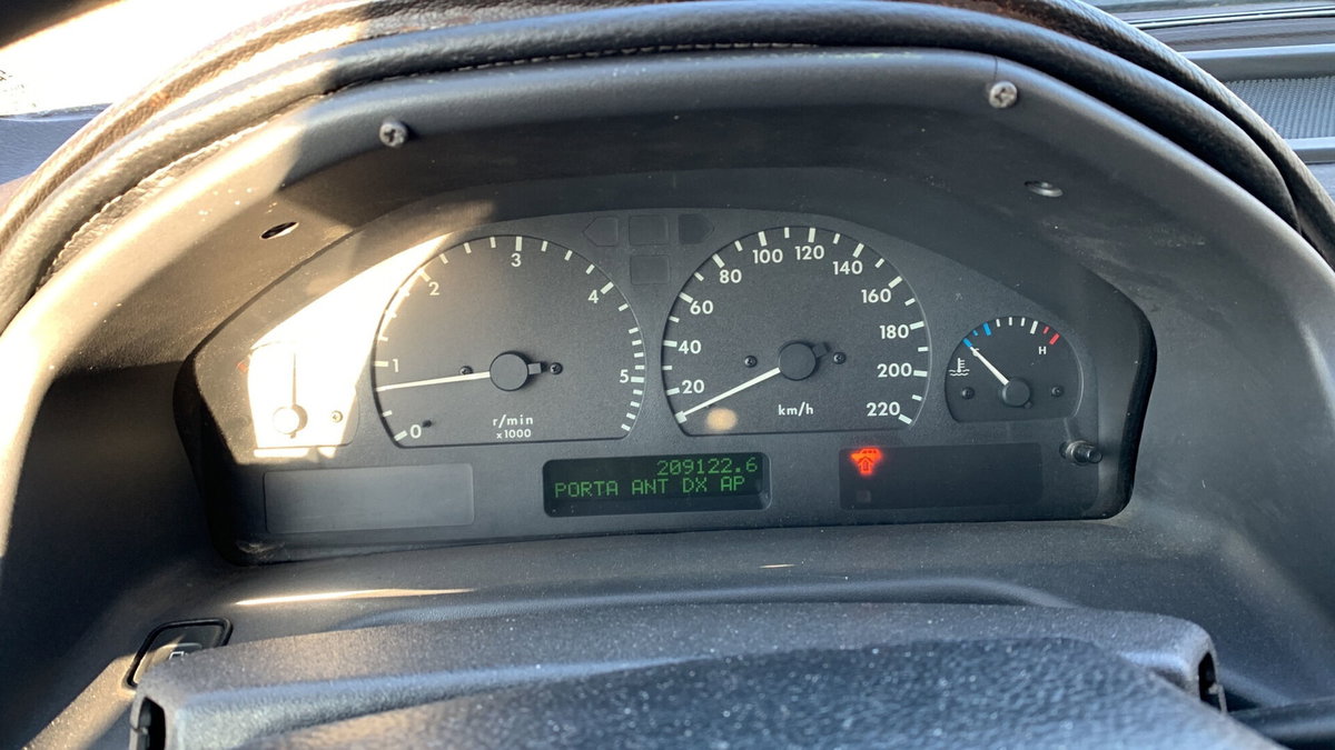 Land Rover Range Rover 2.5 turbodiesel 5 porte DT (10)