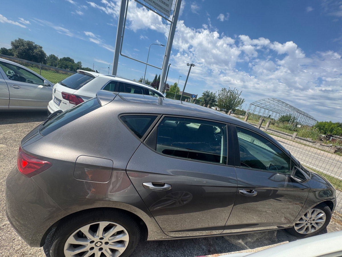 SEAT Leon 1.4 TGI 5p. Style (2)