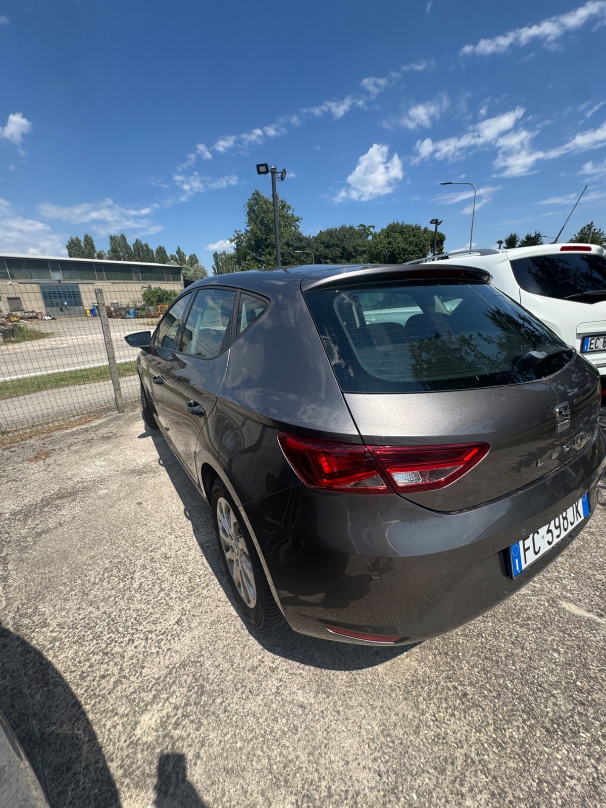 SEAT Leon 1.4 TGI 5p. Style (5)