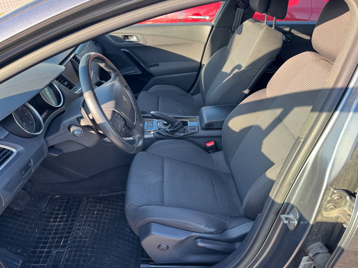 Peugeot 508 SW 2.0 HDi 163CV aut. Ciel Business (6)
