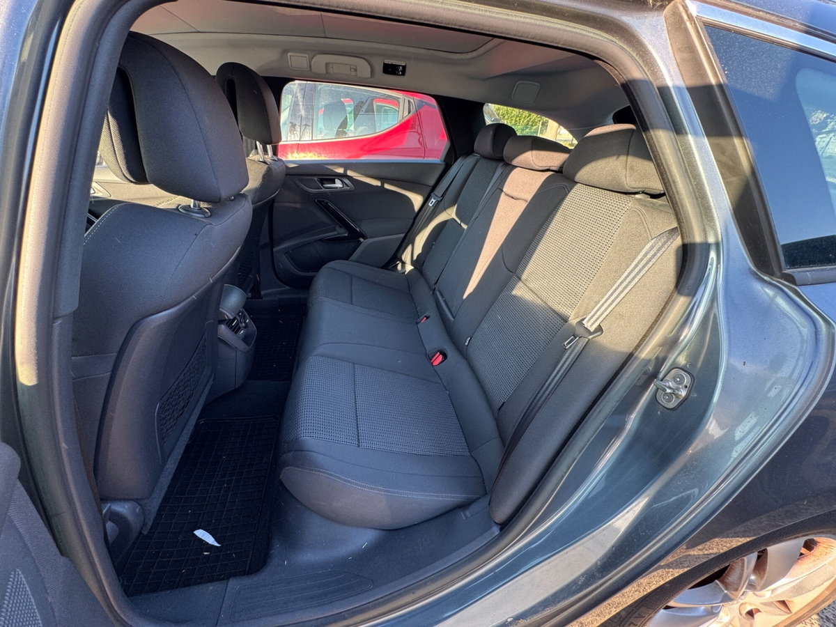 Peugeot 508 SW 2.0 HDi 163CV aut. Ciel Business (7)