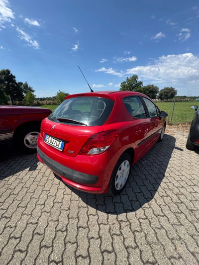 Peugeot 207 HDi 70CV 5p. Sweet Years (3)