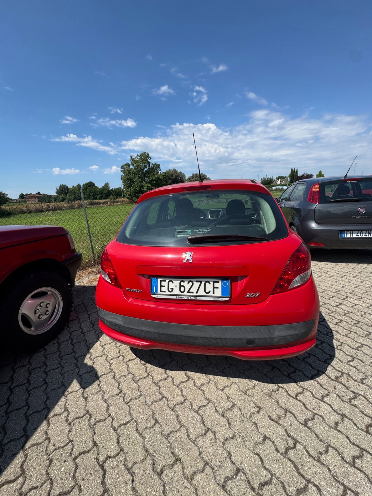 Peugeot 207 HDi 70CV 5p. Sweet Years (4)