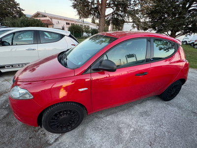 Lancia Ypsilon 1.2 69 CV 5 porte Gold (3)