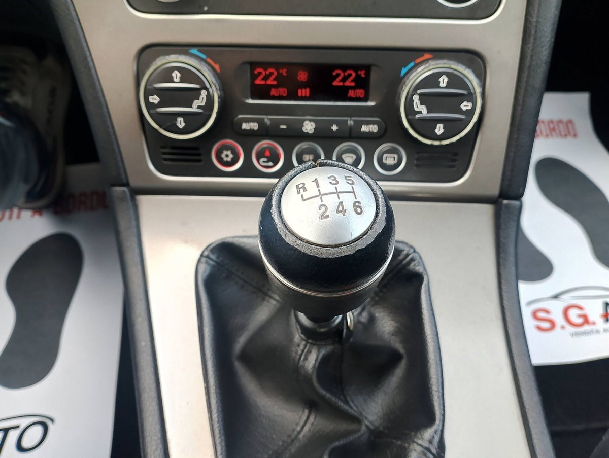 Alfa Romeo 159 1.9 JTDm 150CV Progression (11)