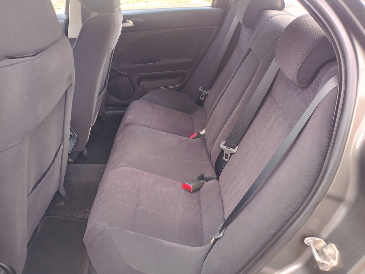 Alfa Romeo 159 1.9 JTDm 150CV Progression (18)