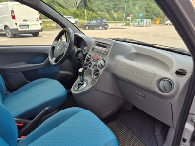 Fiat Panda 1.2 Emotion (9)