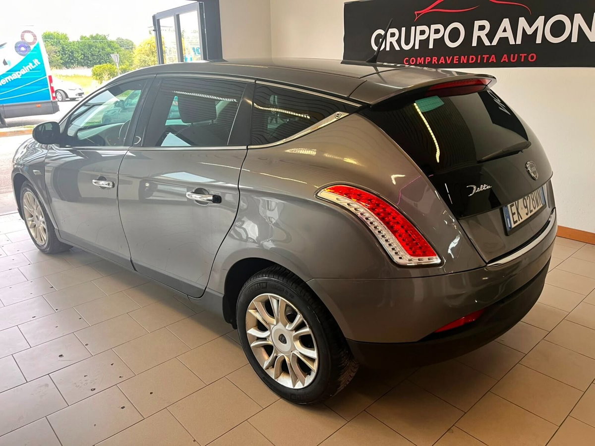 Lancia Delta 1.6 MJT DPF 105 CV Steel (4)