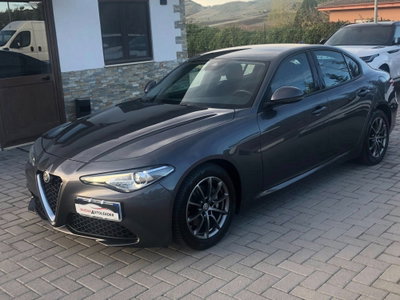 Alfa Romeo Giulia 2.2 Turbodiesel 160 CV AT8 Sprint usata