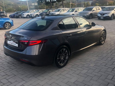 Alfa Romeo Giulia 2.2 Turbodiesel 160 CV AT8 Sprint (3)