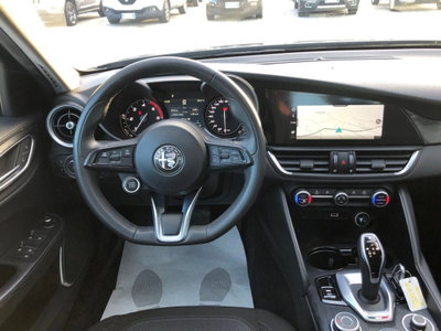 Alfa Romeo Giulia 2.2 Turbodiesel 160 CV AT8 Sprint (8)