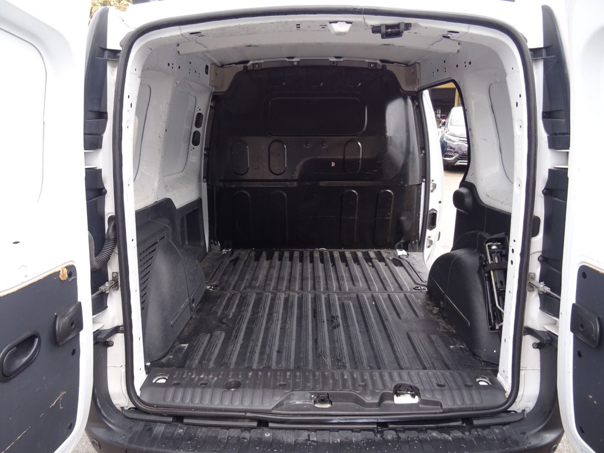 Renault Kangoo 1.5 dCi 90CV F.AP. 4p. Express (13)