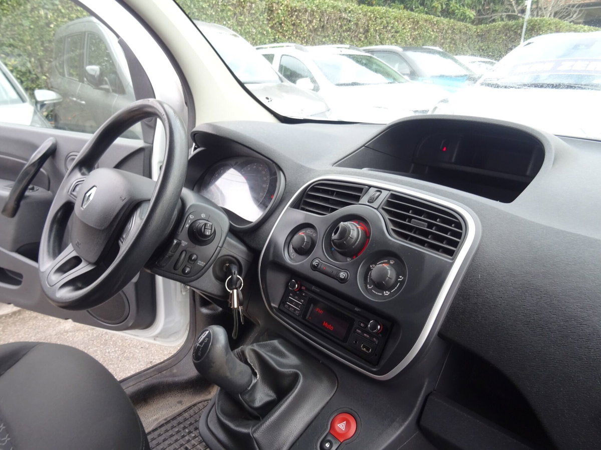 Renault Kangoo 1.5 dCi 90CV F.AP. 4p. Express (20)