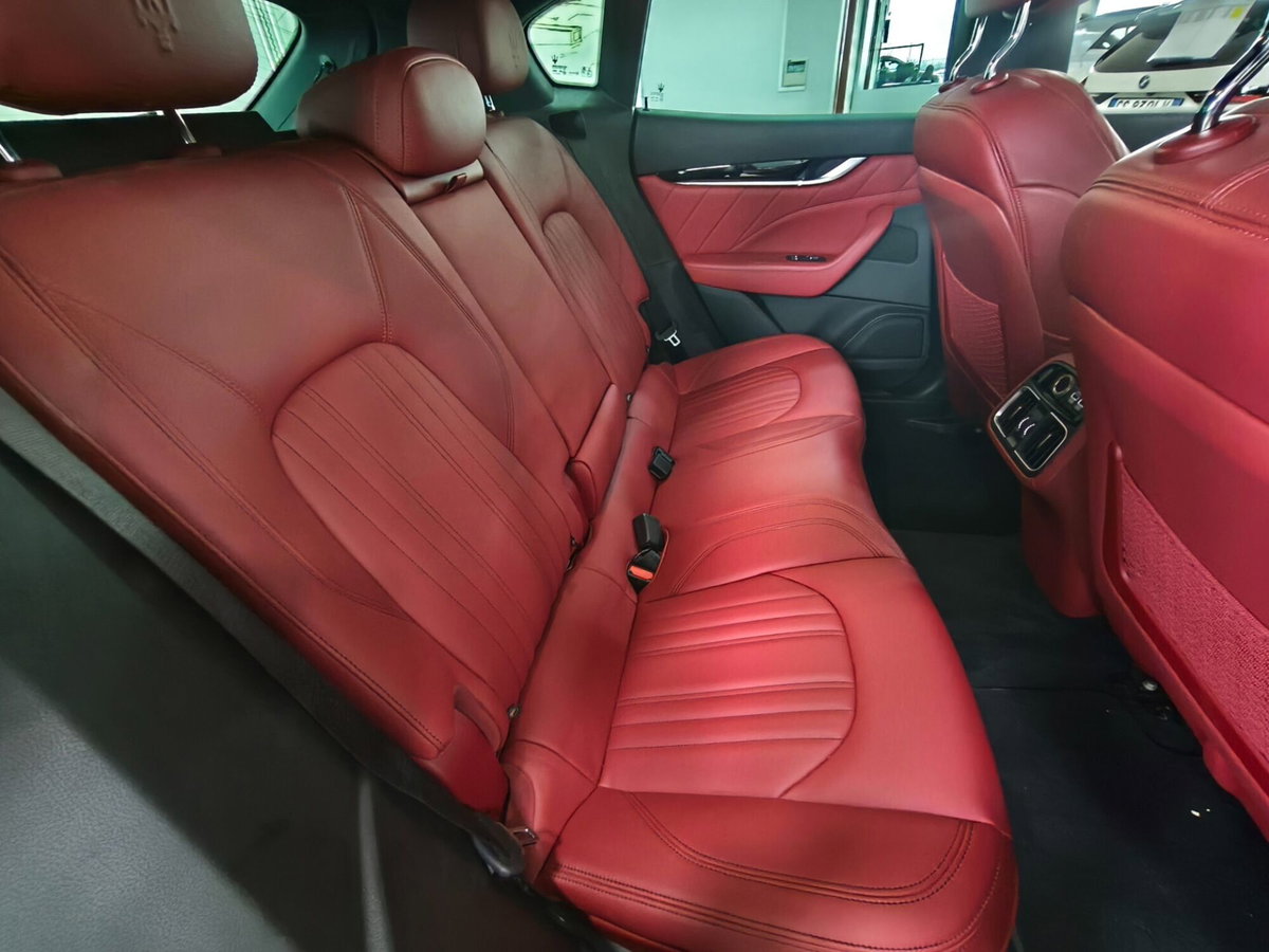 Maserati Levante Levante MHEV 330 CV AWD GT (16)