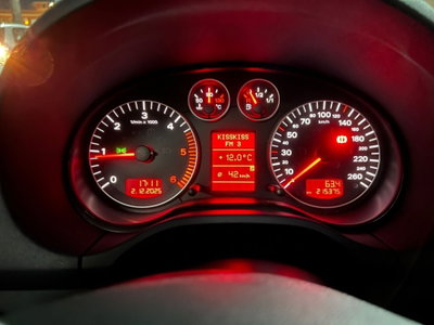 Audi A3 2.0 16V TDI Ambition (6)