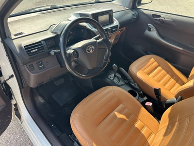 Toyota iQ 1.0 (11)