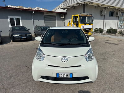Toyota iQ 1.0 (2)