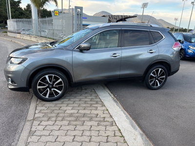 Nissan X-Trail 1.6 dCi 2WD Tekna (2)