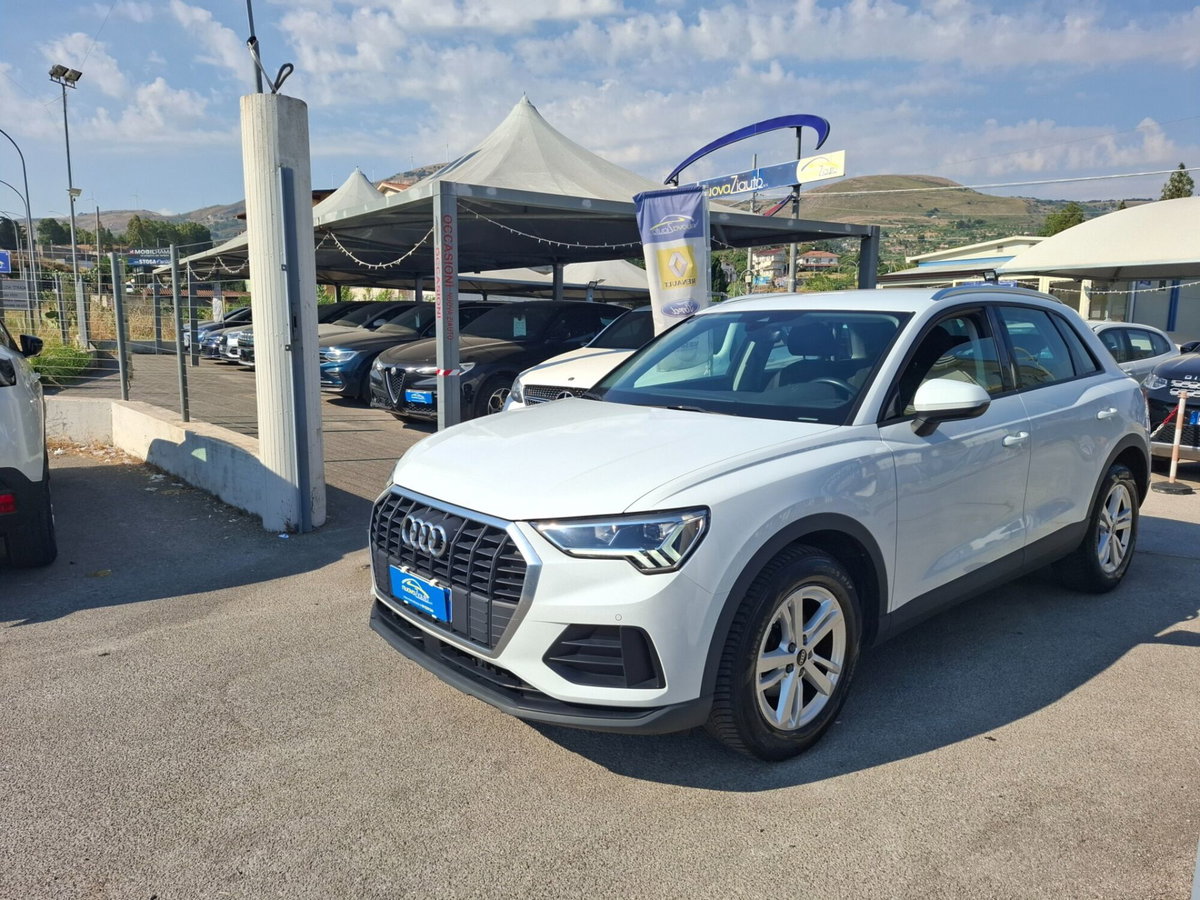 Audi Q3 35 TDI Business
