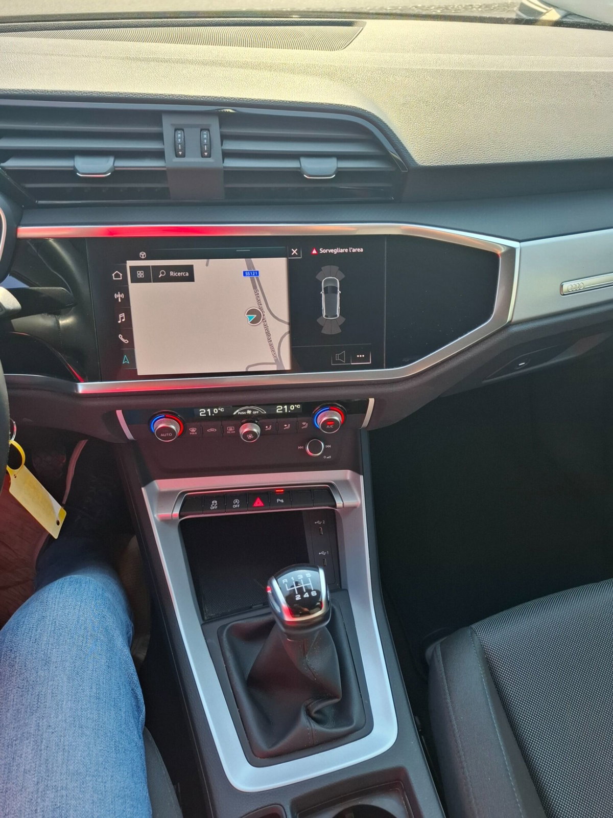 Audi Q3 35 TDI Business (6)