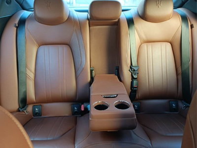 Maserati Ghibli Ghibli V6 Diesel (7)