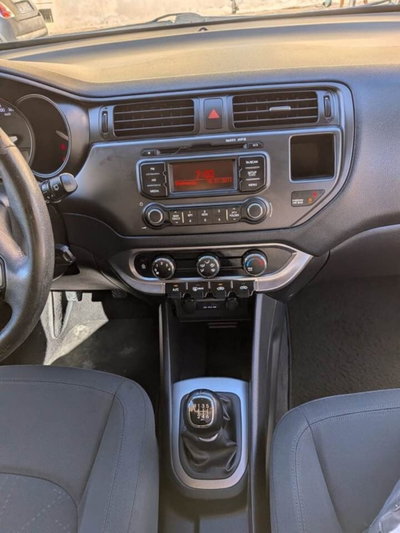 Kia Rio 1.4 CRDi WGT 5p. EX PLUS (10)