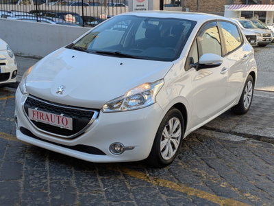 Peugeot 208 82 5 porte Allure usata