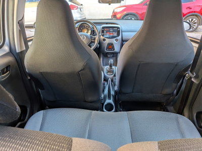 Toyota Aygo Connect 1.0 VVT-i 72 CV 5 porte x-cool (10)