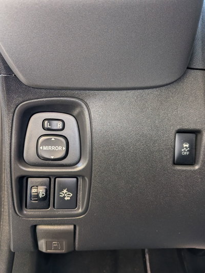 Toyota Aygo Connect 1.0 VVT-i 72 CV 5 porte x-cool (13)