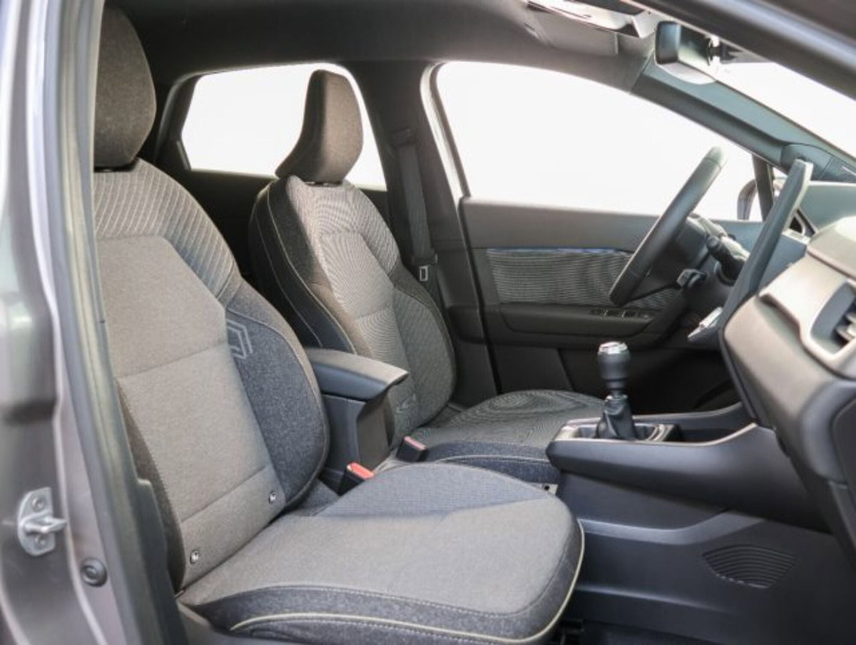 Renault Captur 1.0 eco-g Techno 100cv (11)