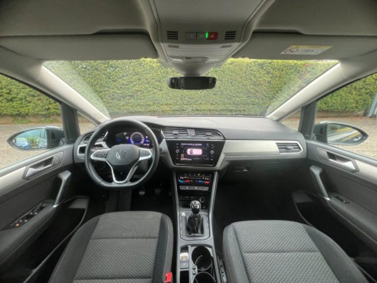 Volkswagen Touran 1.5 tsi Business 150cv (11)