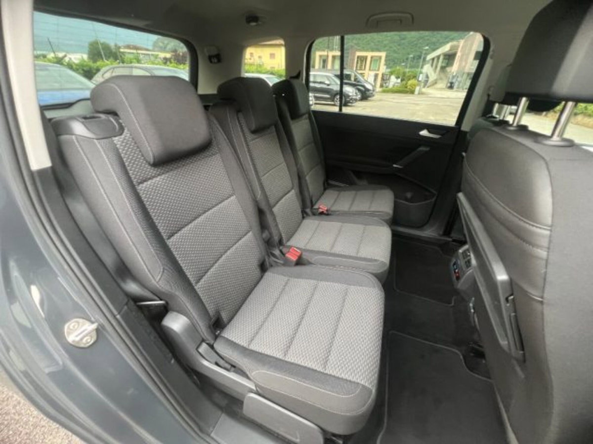 Volkswagen Touran 1.5 tsi Business 150cv (13)