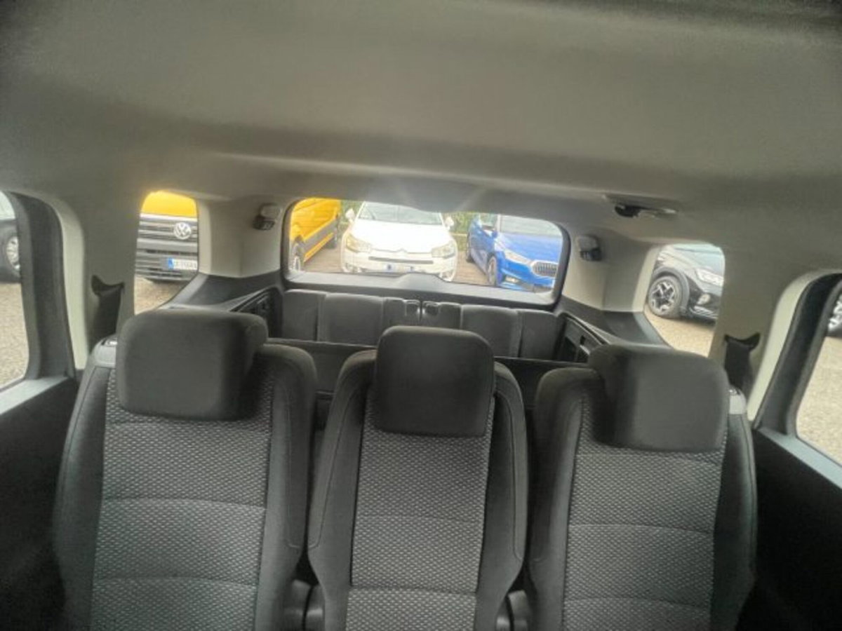 Volkswagen Touran 1.5 tsi Business 150cv (16)