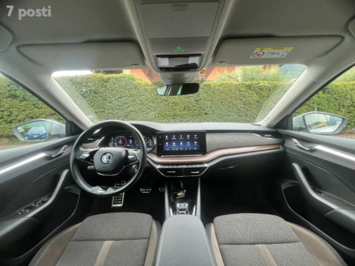 Skoda Octavia Station Wagon 2.0 TDI EVO SCR 150 CV DSG 4x4 Wagon Scout (11)