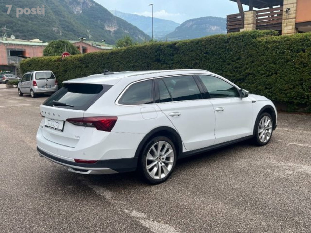 Skoda Octavia Station Wagon 2.0 TDI EVO SCR 150 CV DSG 4x4 Wagon Scout (4)