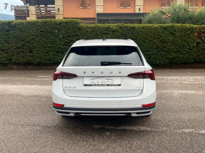 Skoda Octavia Station Wagon 2.0 TDI EVO SCR 150 CV DSG 4x4 Wagon Scout (5)