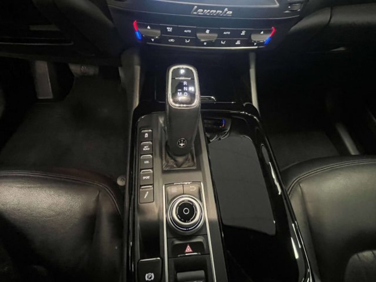 Maserati Levante Levante V6 Diesel 275 CV AWD Granlusso (10)