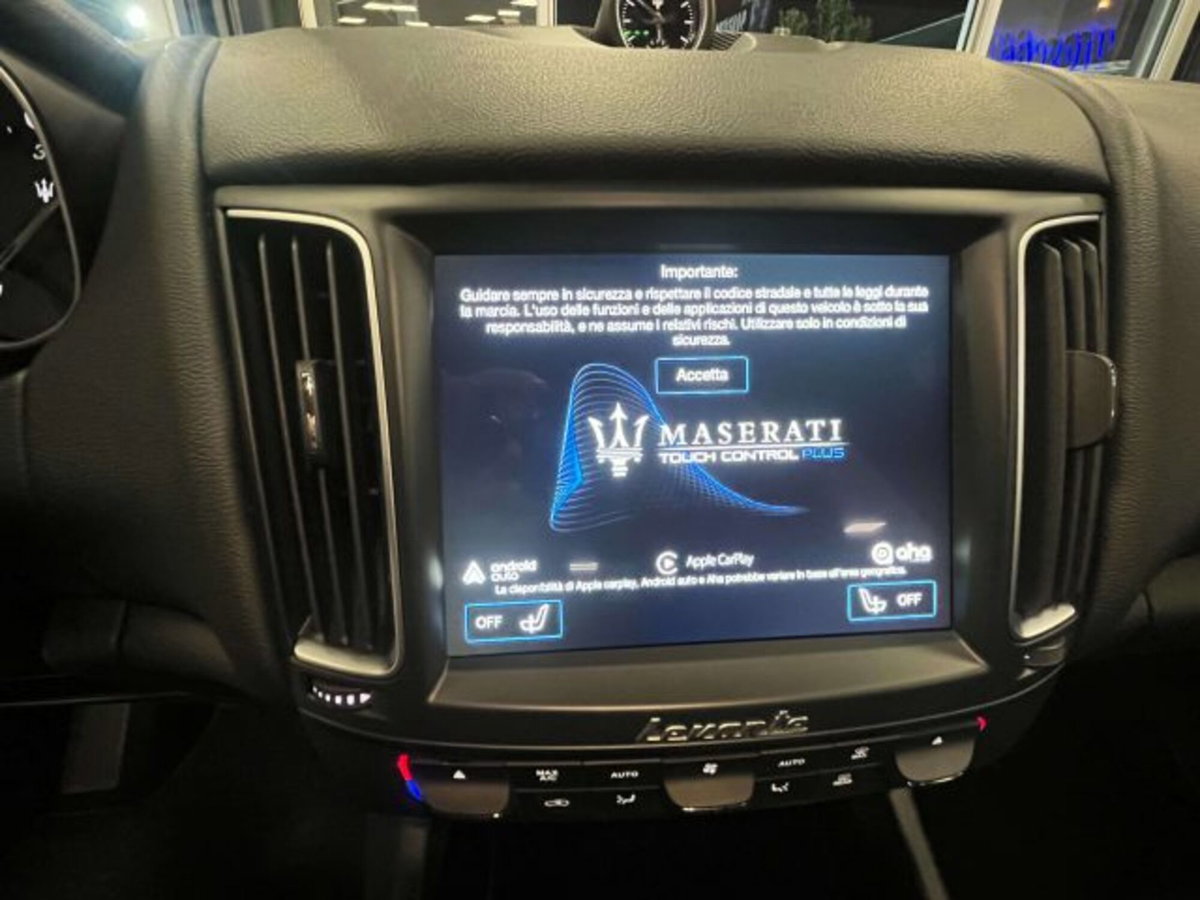 Maserati Levante Levante V6 Diesel 275 CV AWD Granlusso (12)