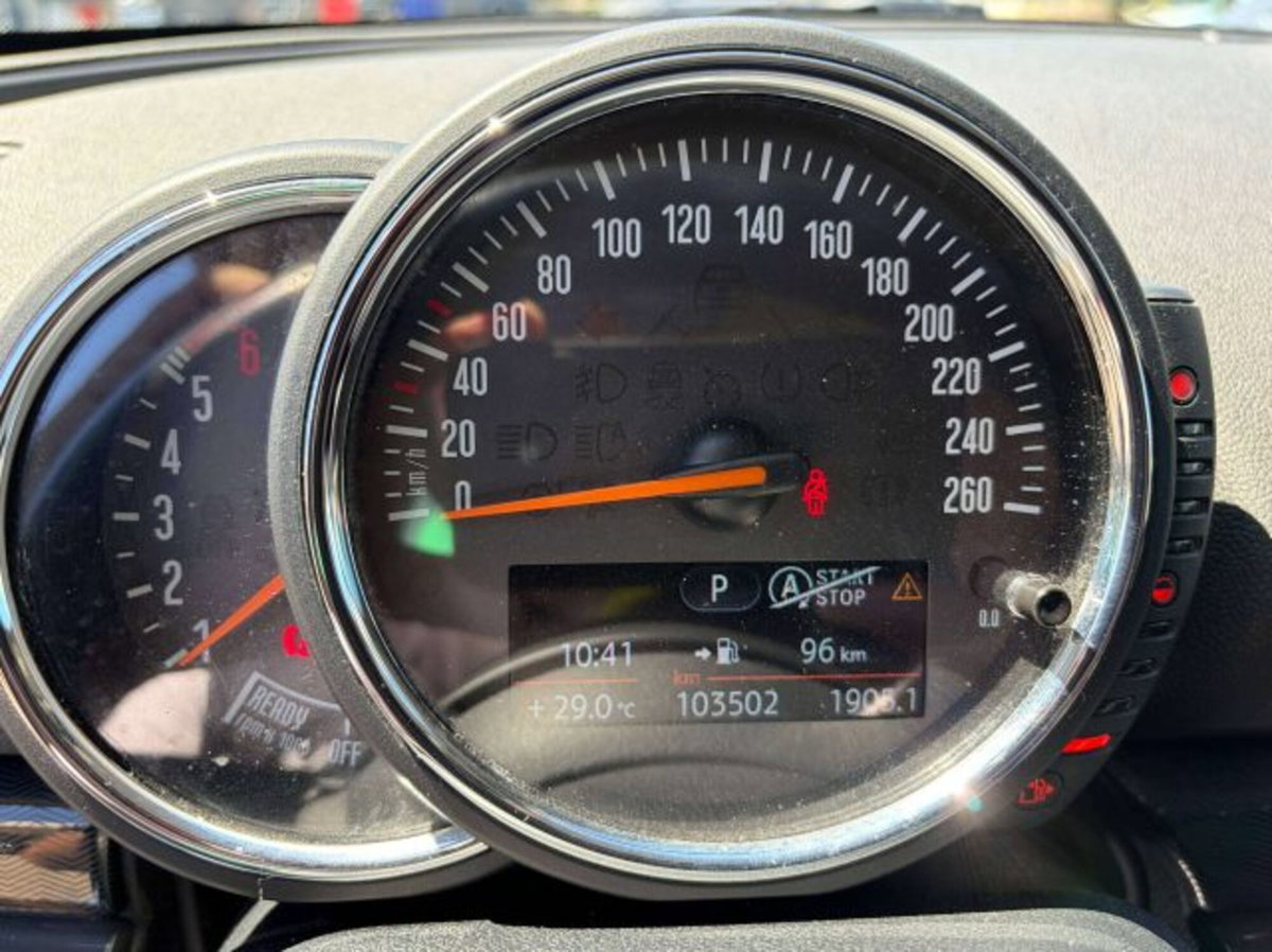 MINI Mini Clubman 1.5 One D Business Clubman (6)