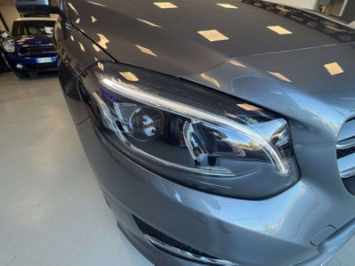 Mercedes-Benz Classe B 180 d Premium (13)