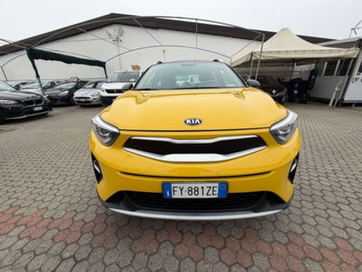 Kia Stonic 1.4 MPI 100 CV Style (2)