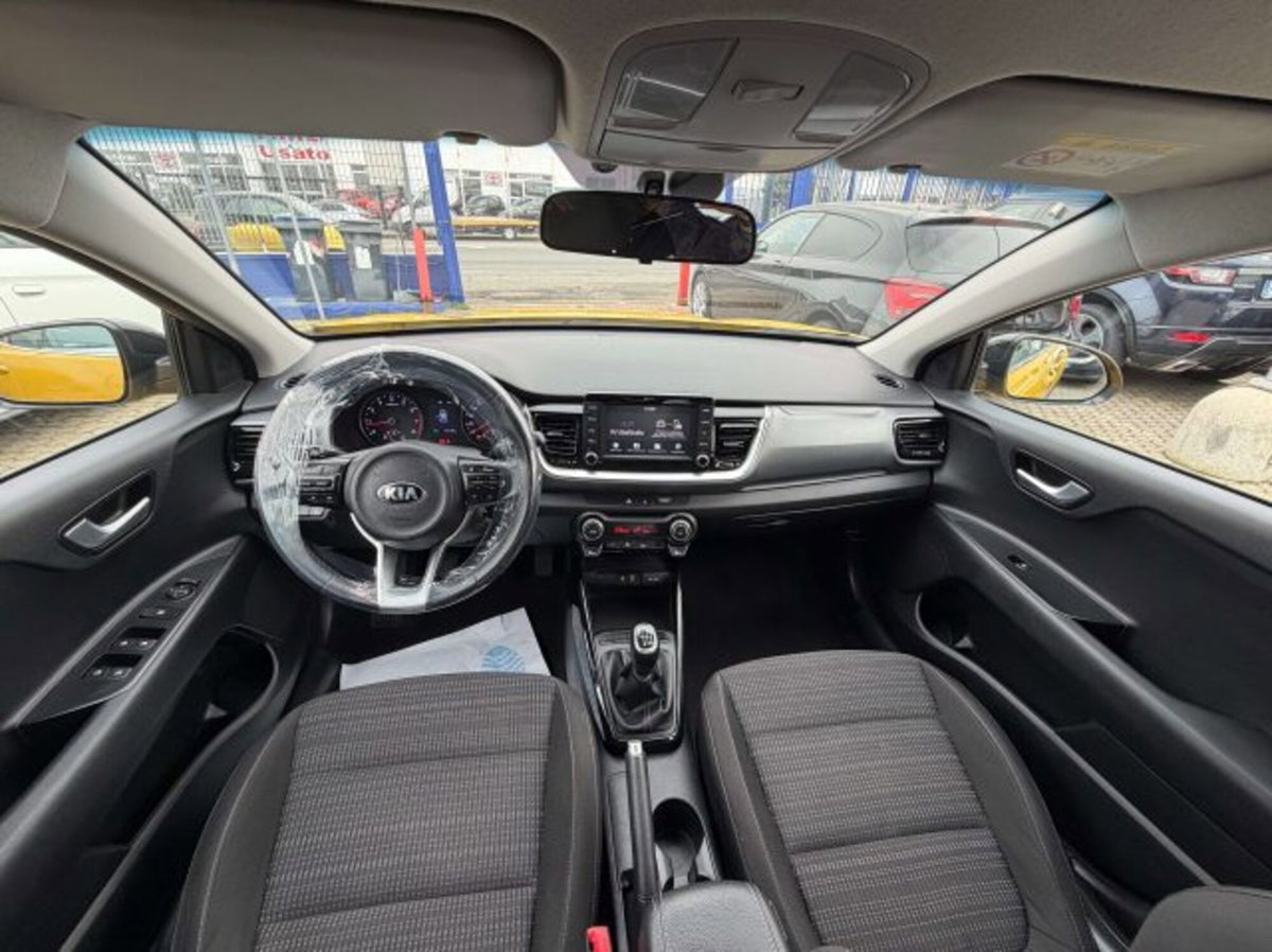 Kia Stonic 1.4 MPI 100 CV Style (5)