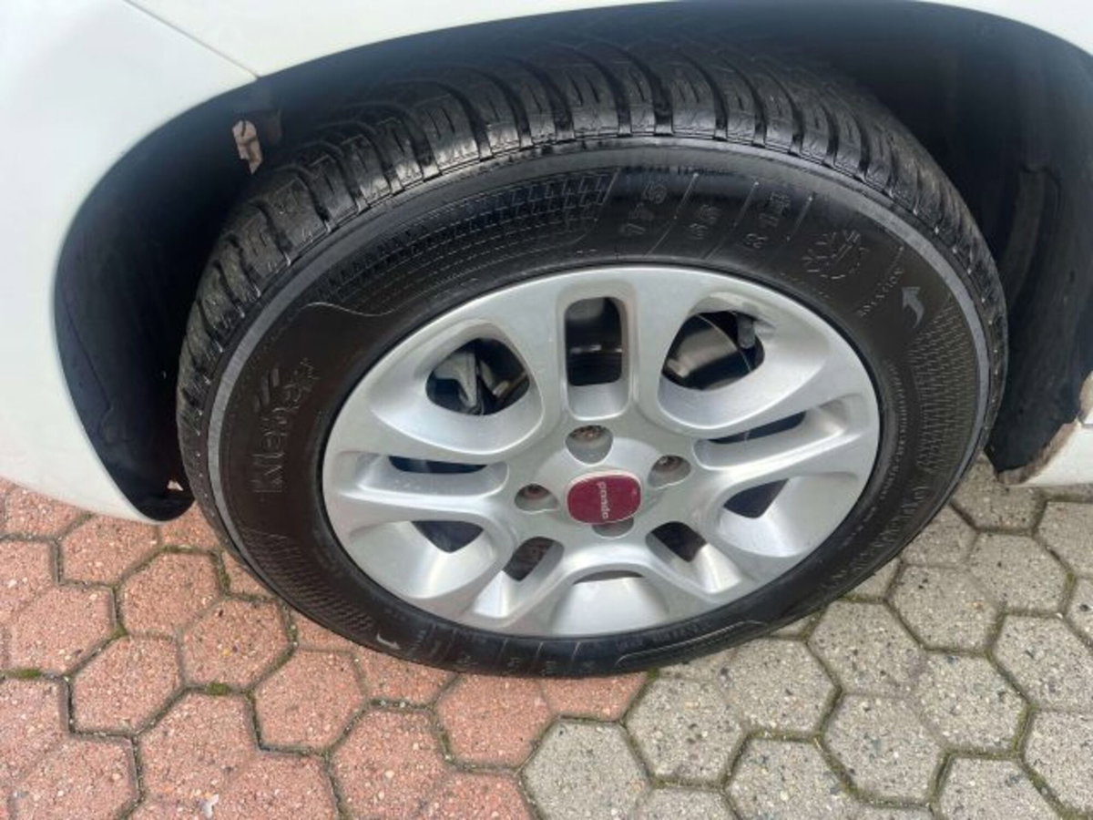 Fiat Panda 1.3 MJT S&S Lounge (13)
